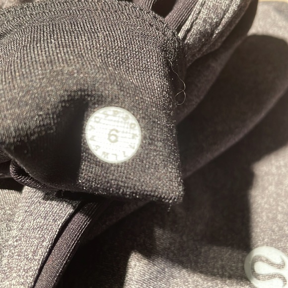 Lululemon Box It Out Tight 6 Heathered Black - Picture 7 of 9